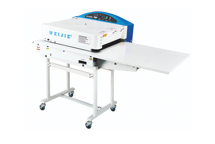 Application of Belt Warping Prevention Fusing Press Machine in Garment Production