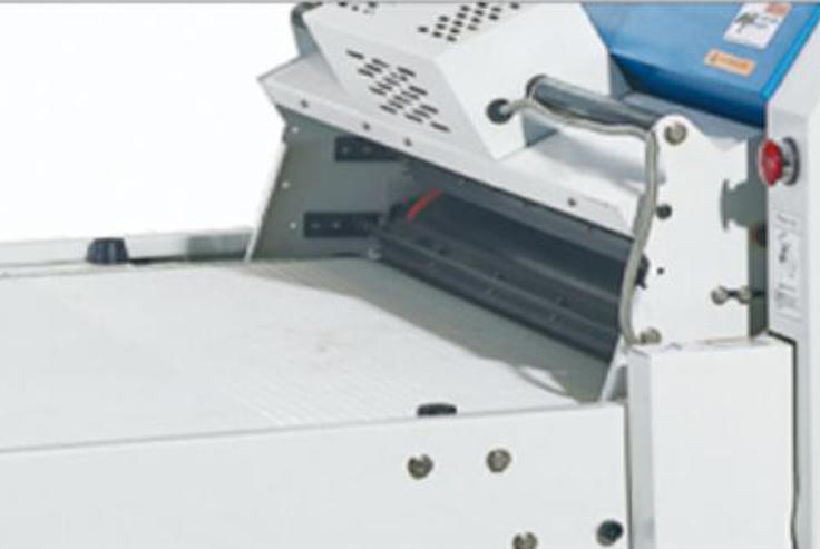 WJ-900LFS Wide Straight Linear Pneumatic Garment Fabric Fusing Press Machine