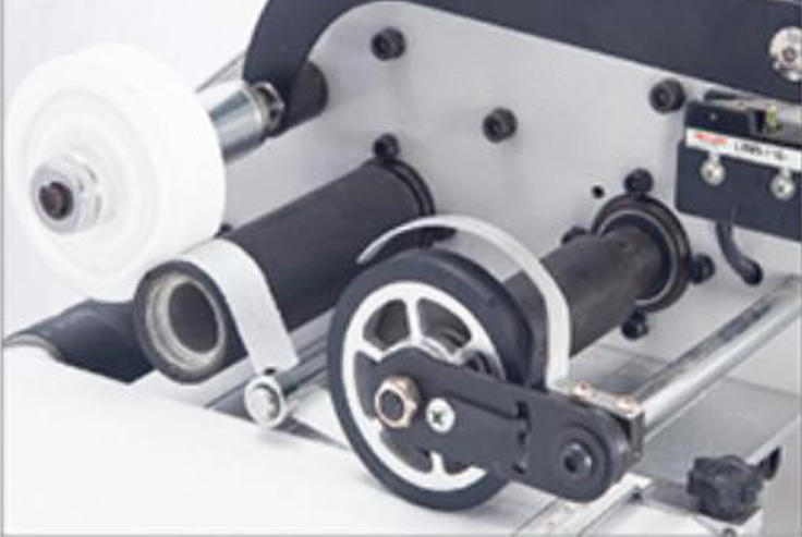WJ-933 Automatic Cloth Strip Cutting Machine/Fabric Cloth Cutter With Elasticity Adjustment